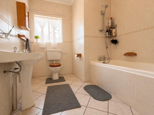 3 Bedroom Property for Sale in Pellissier Free State